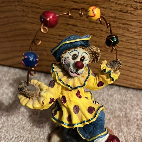 Boyd’s Bear clown figurine / 2001 Edition - Picture 2 of 4